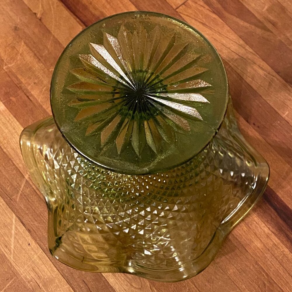 Vintage Green Glass Diamond Point Pedestal Compote Candy Dish - Picture 4 of 4